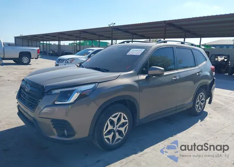 2023 Subaru Forester Premium z USA, uszkodzony, nr VIN JF2SKADC1PH454154